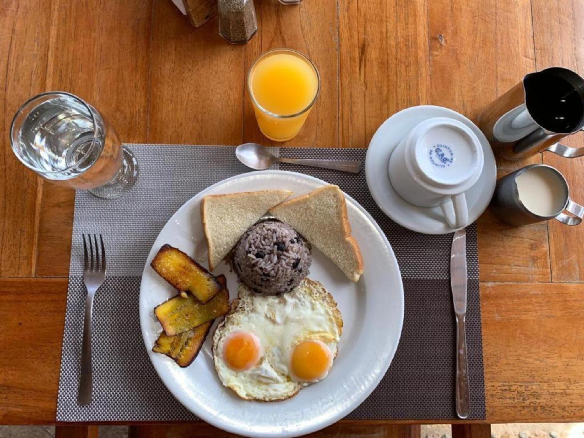 Casa Caletas Boutique Hotel Puerto Coyote 外观 照片